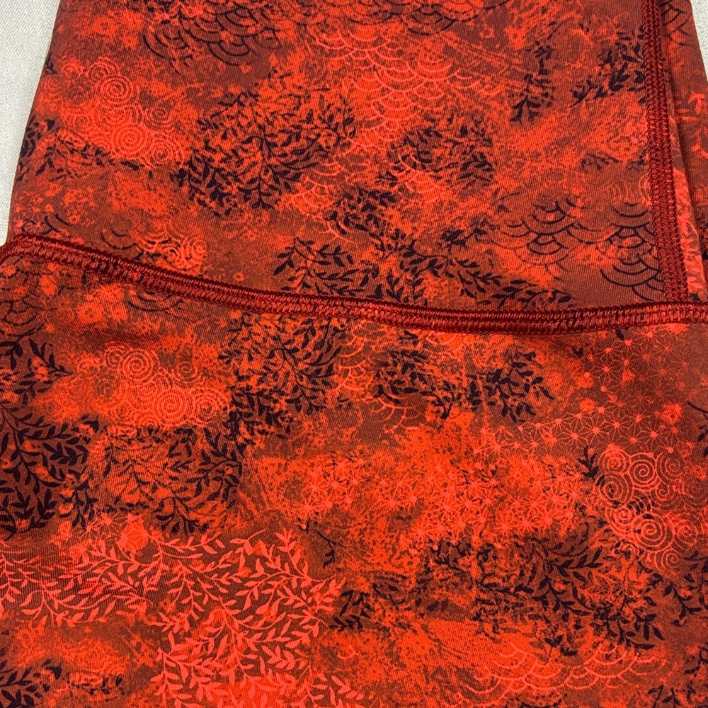 Lululemon Align Red/Black Patterned Leggings Size… - image 7